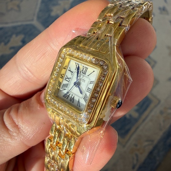 Panthere Classic Gold Crystal Stainless Steel Gold Watch main image 8